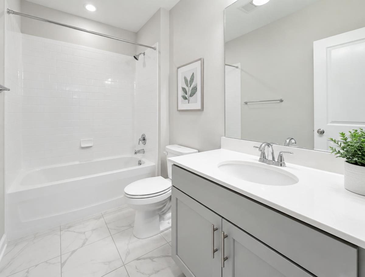 Sparkling clean bathroom after a professional move-out cleaning